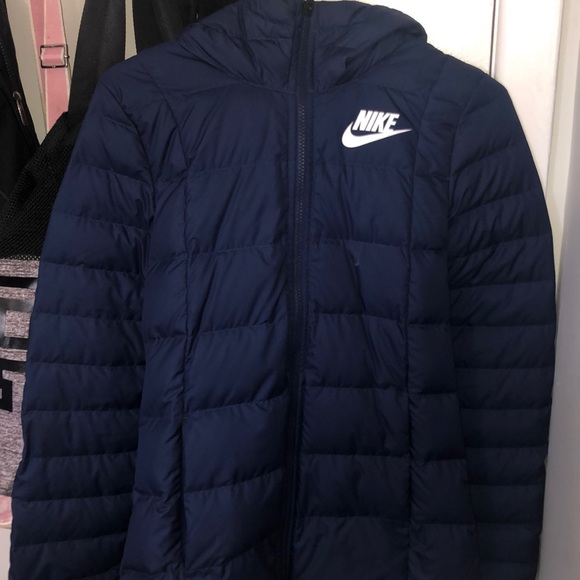 Nike puffer jacket - Picture 1 of 3